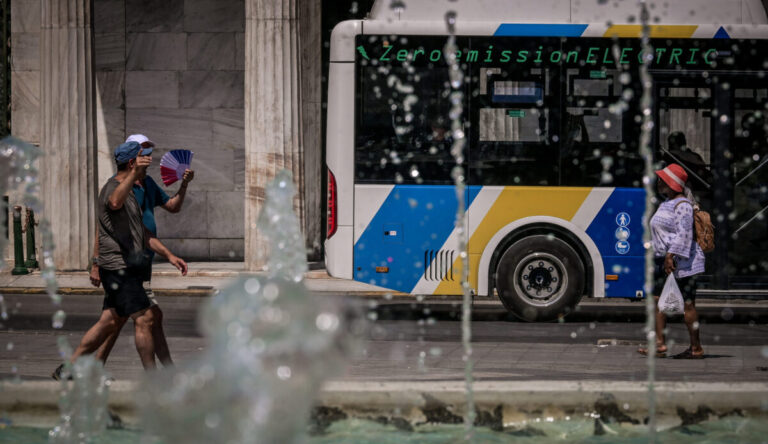 Σε Κλοιό Καύσωνα η Ελλάδα – Έως και 44°C