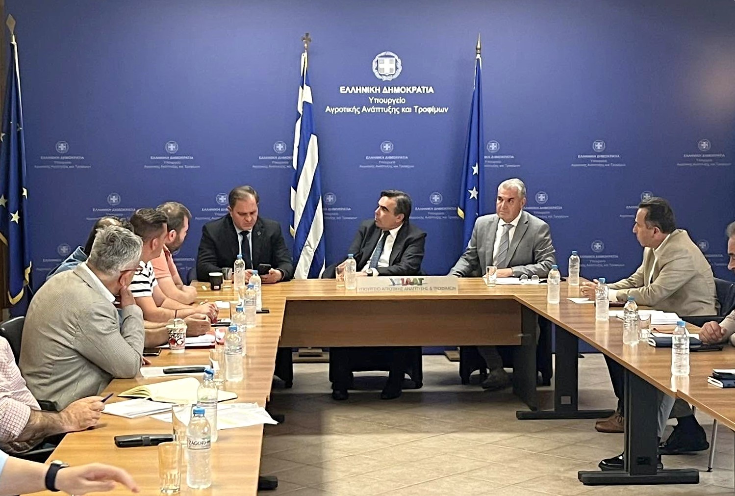 Συνάντηση στο Υπουργείο Αγροτικής Ανάπτυξης για τα προβλήματα των αγροτών της Δράμας
