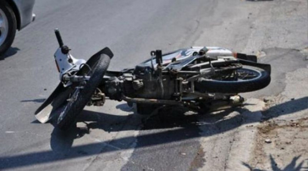 Μεταξοχώρι: Σοβαρό τροχαίο με μηχανή
