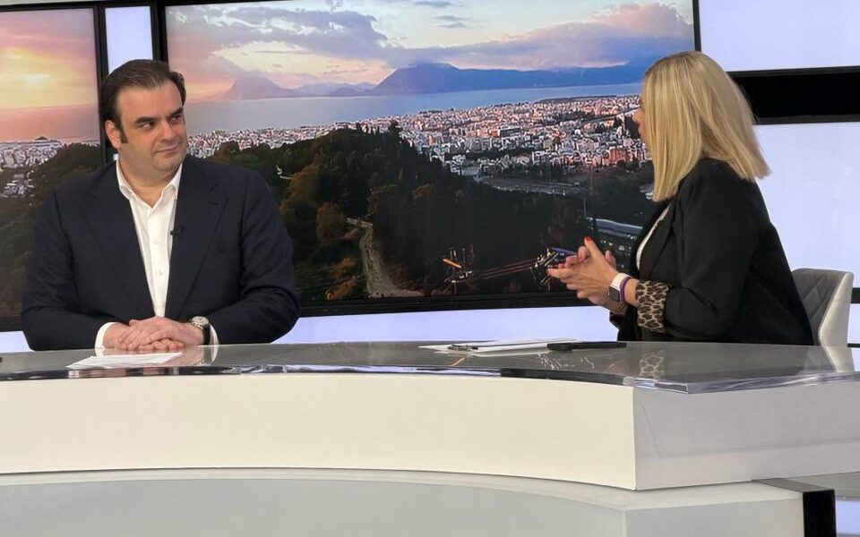 Κυριάκος Πιερρακάκης – Συνέντευξη για οικονομία, ιδιωτικό χρέος και ανάπτυξη
