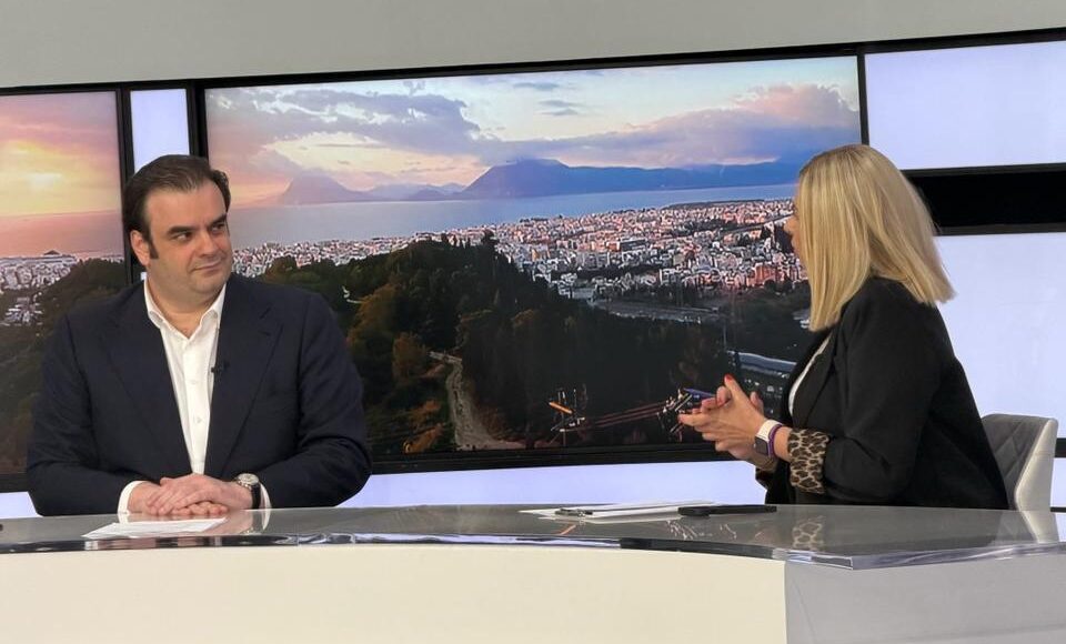 Κυριάκος Πιερρακάκης – Συνέντευξη για οικονομία, ιδιωτικό χρέος και ανάπτυξη