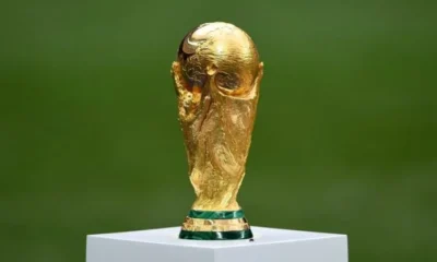 Μουντιάλ 2026 - Ο Χοσάμ Χασάν σχηματίζει το σύμβολο «Χ» της FIFA - 2026
