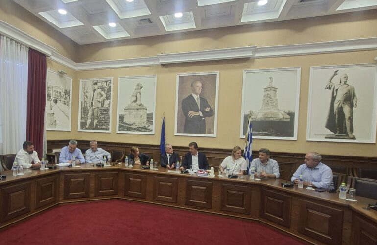 Σύσκεψη του Υφυπουργού Κωνσταντίνου Γκιουλέκα με αυτοδιοικητικούς στις Σέρρες - 2026