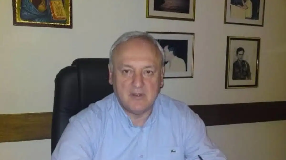 Αστυνομικές δυνάμεις έξω από το γραφείο του ποινικολόγου Σταύρου Γεωργίου στο κέντρο της Αθήνας